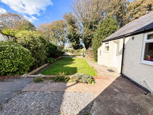 Photo 21- click for photo gallery